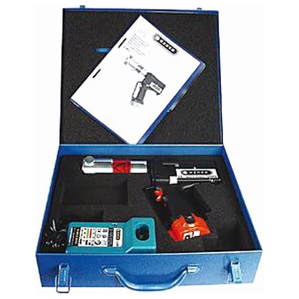 Набор инструмента M-BA03: аккумуляторная пресс-машина+ аккумулятор + зарядное устройство + чемодан, усилие 32 до 40 кН, до 63 мм Henco
