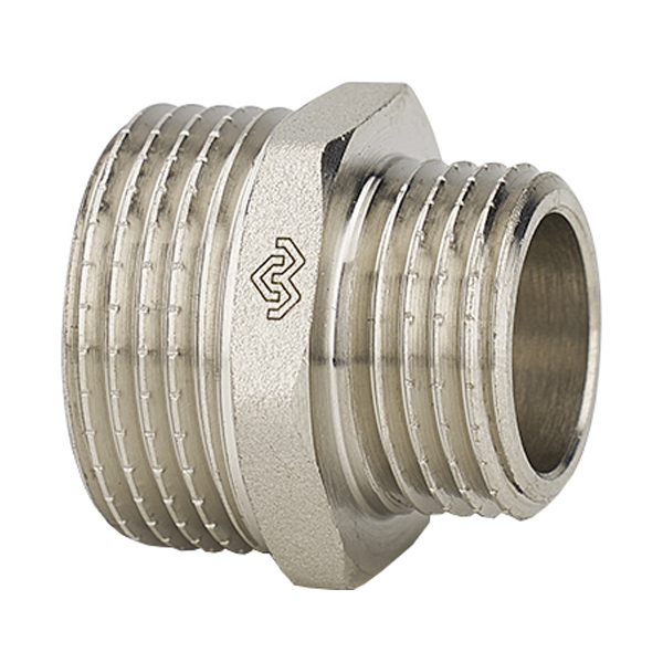Ниппель переходной НР 1/2" × 1/4" латунь Varmega